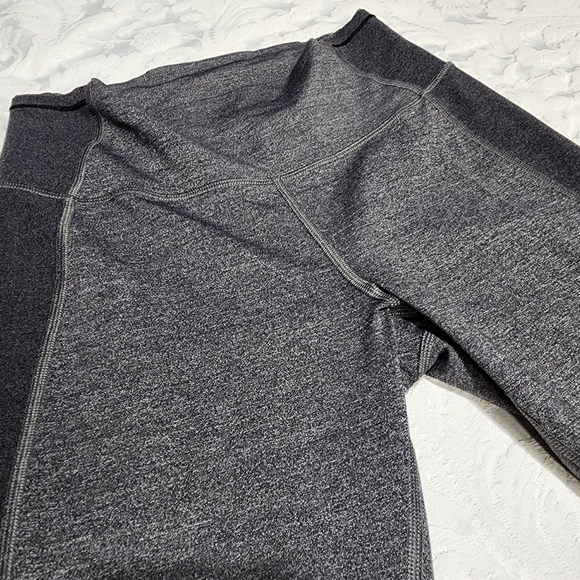 LULULEMON Featherlight Tights/Leggings - Picture 10 of 11